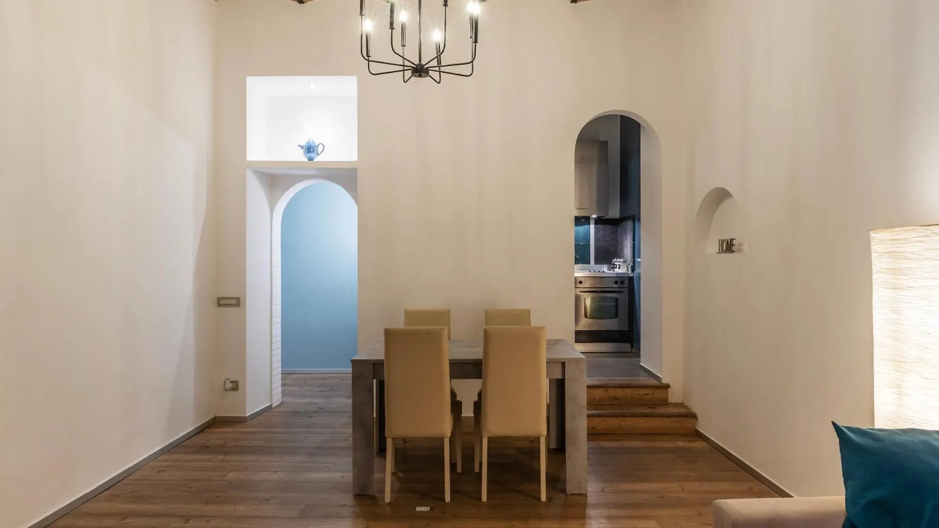 Nel Cuore Di Trastevere Cozy Apartment 로마 0*,