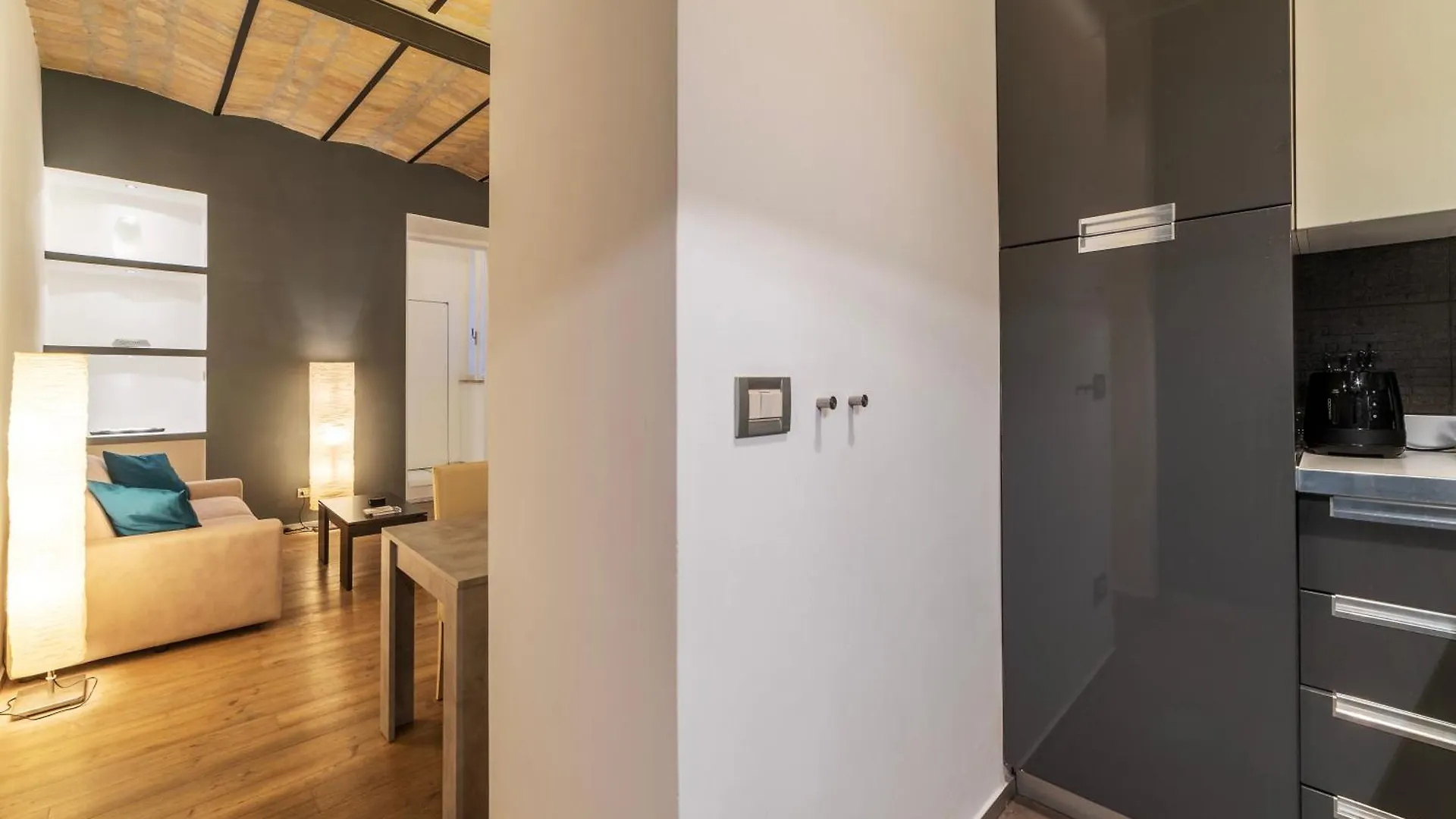Nel Cuore Di Trastevere Cozy Apartment 로마